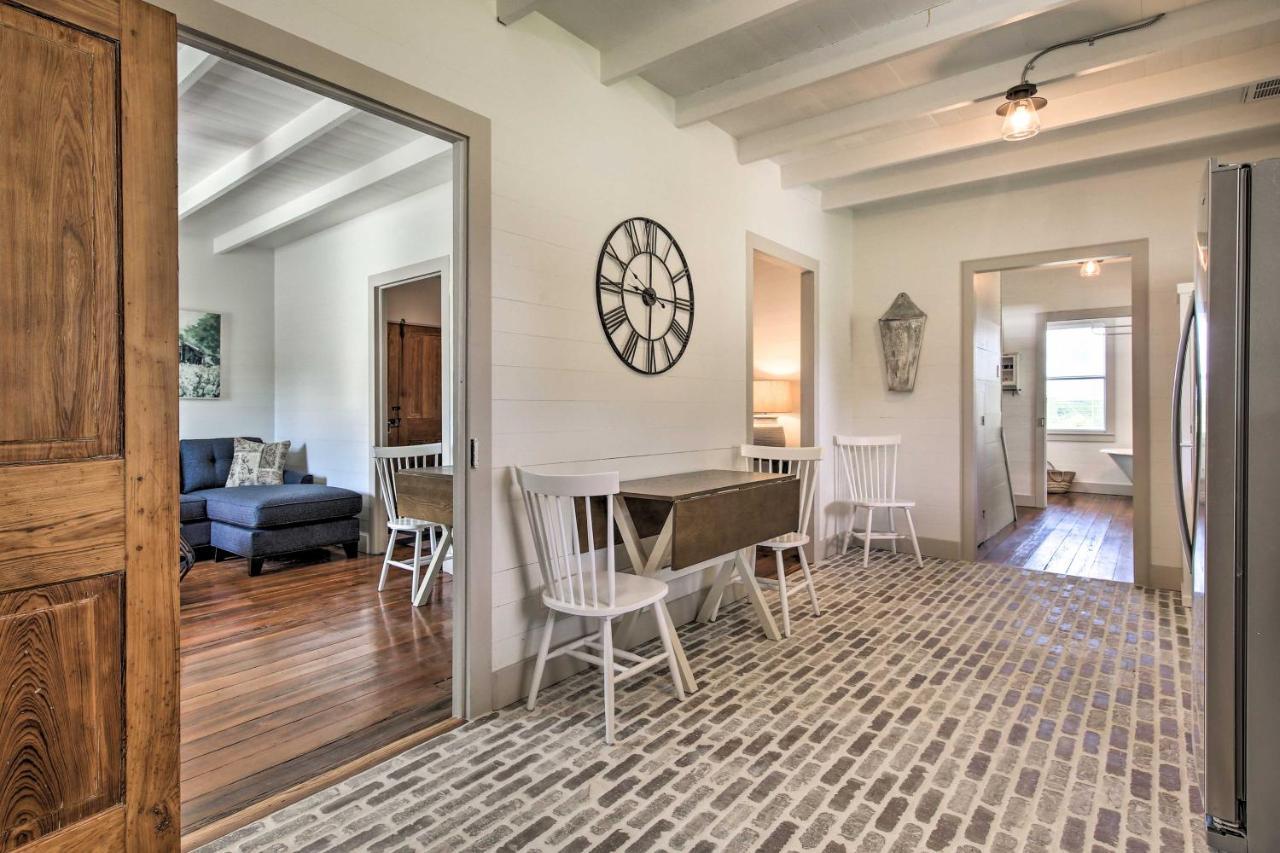 Peaceful Schulenburg Farmhouse With Fire Pit And Grill Bagian luar foto